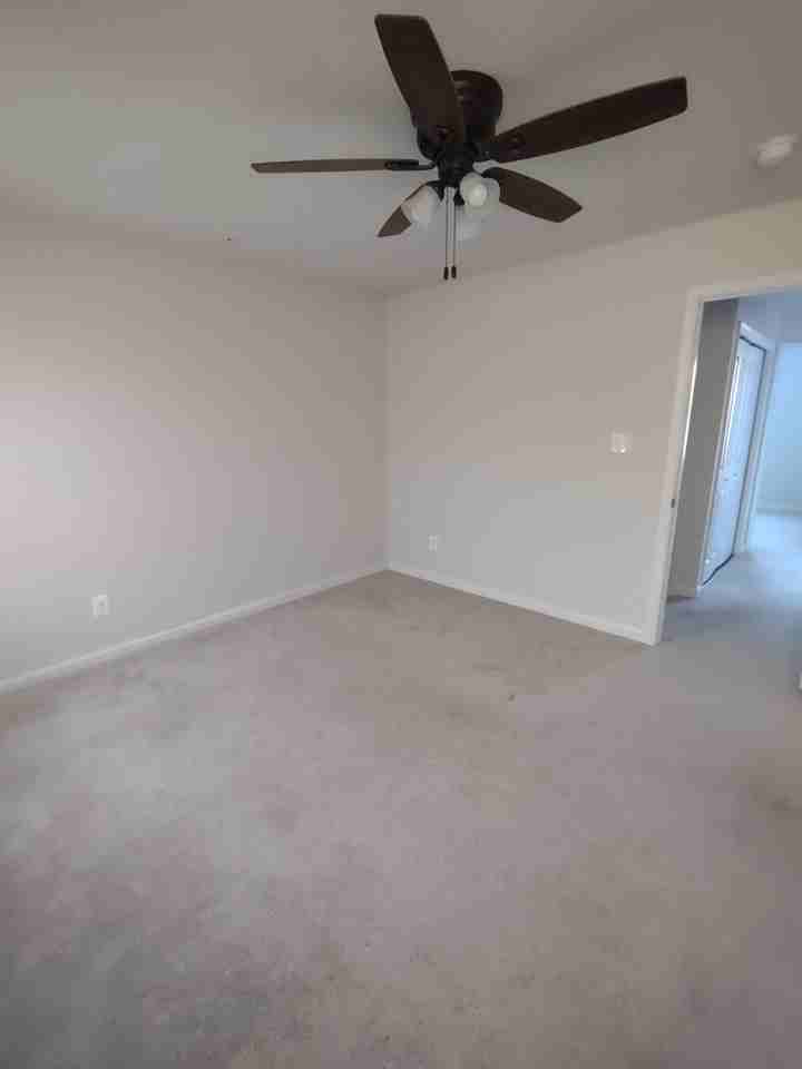 76 Azalea Cir - Photo 3 of 9