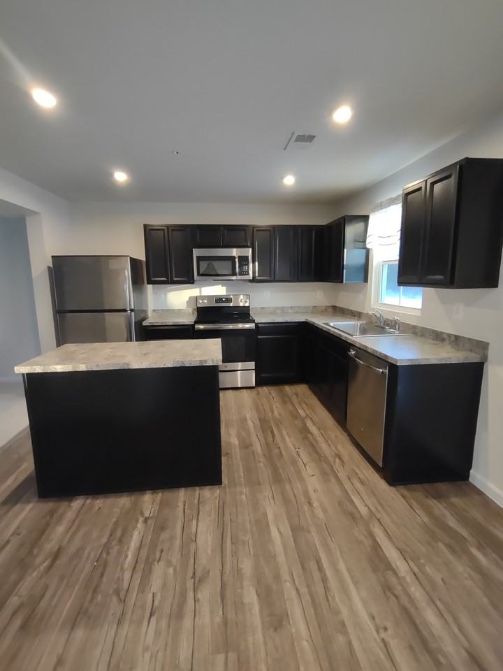 76 Azalea Cir - Photo 4 of 9