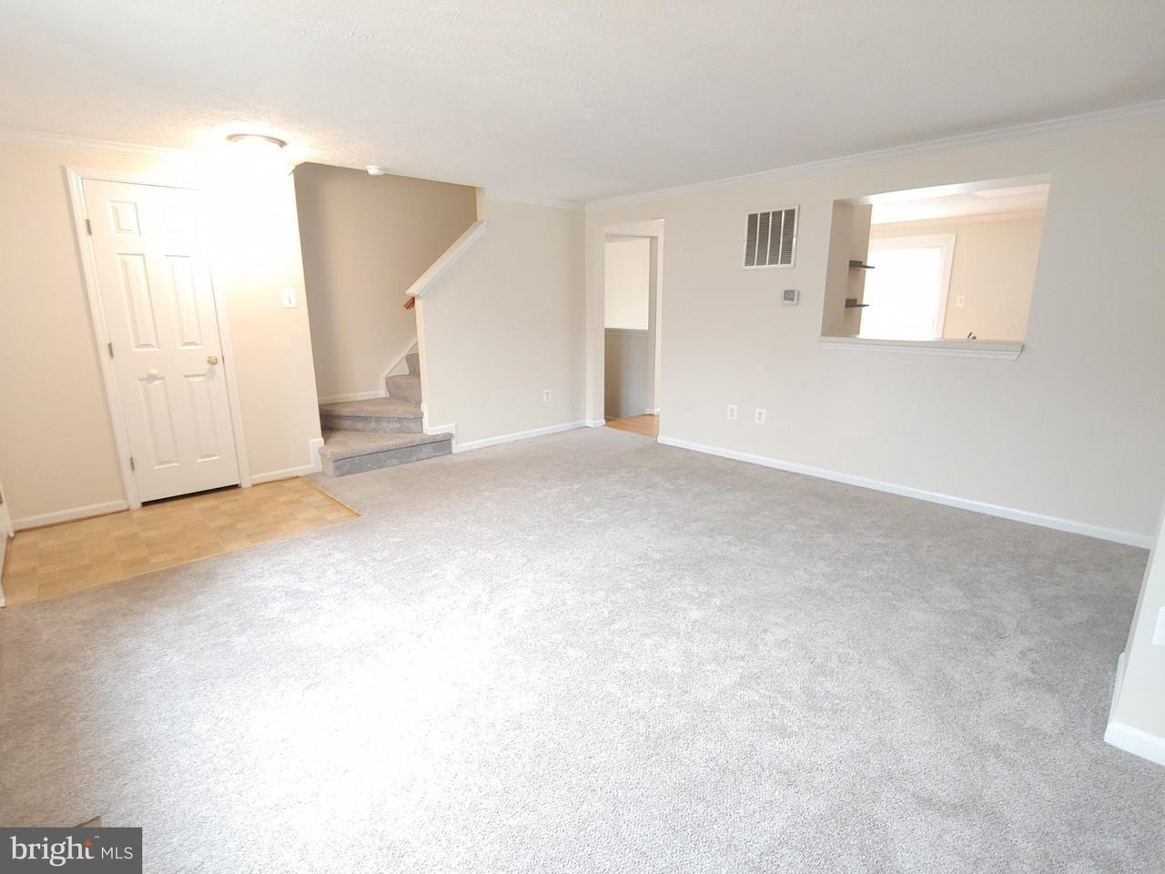 1247 Seminole Dr - Photo 4 of 26