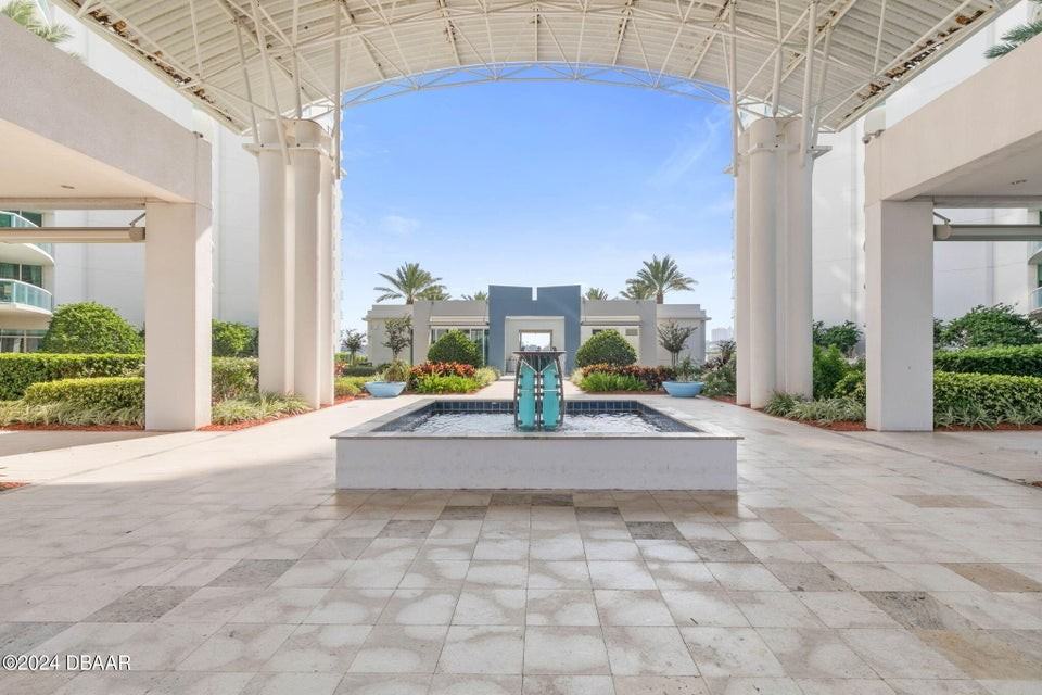 Marina Grande Tower 808-2 - 1241 Riverside Dr #1 - Photo 4 of 45