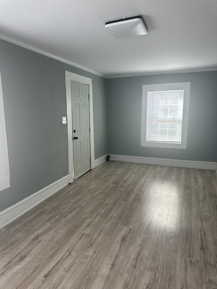 105 Cabin St #1 - Photo 4 of 11