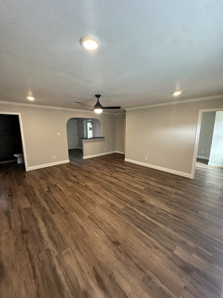 1320 S 35th St #1 - Photo 2 of 13