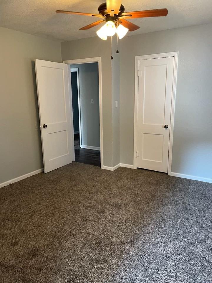 708 Maxwell St Nw #1 - Photo 3 of 15