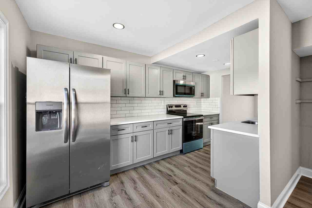 204 Whitherspoon Ln - Photo 3 of 10