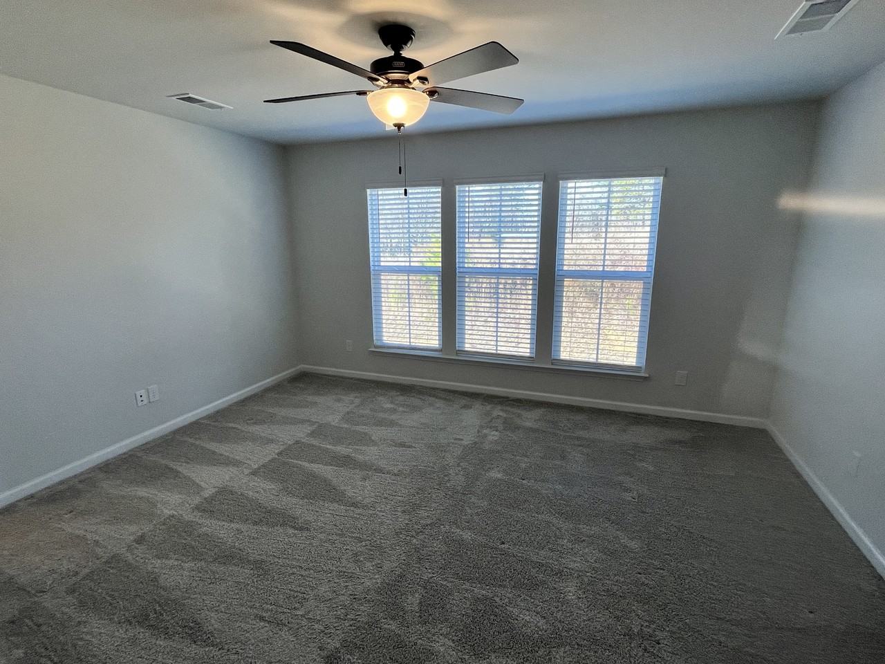 922 Lampton Ct #1 - Photo 3 of 23