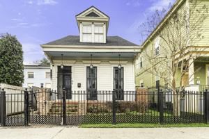 featured image of 2324 Ursulines Ave