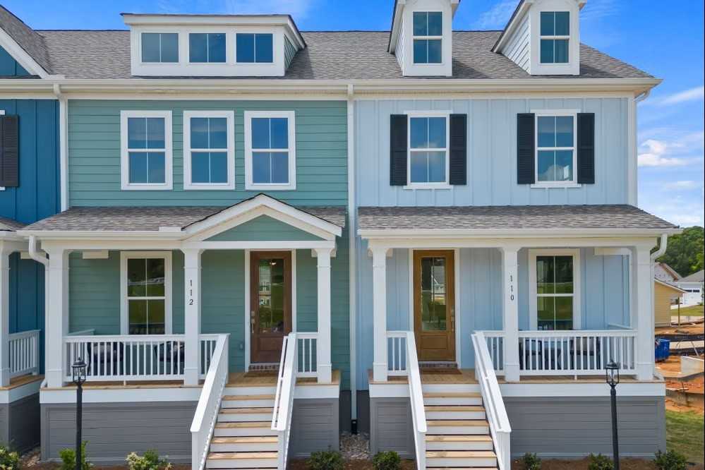 110 Lewes Ave #1 - Photo 4 of 39