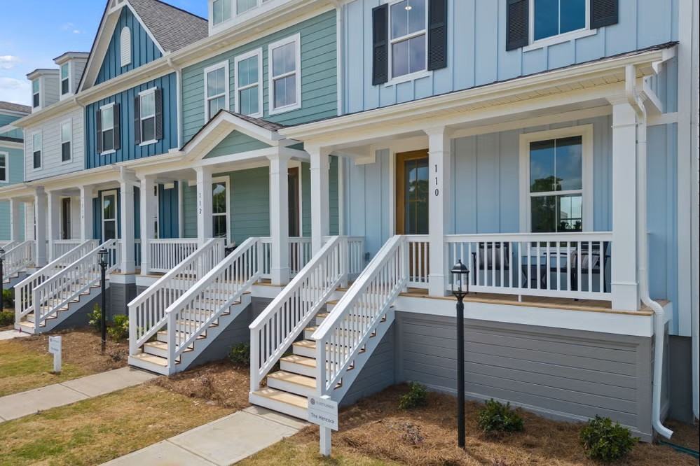 110 Lewes Ave #1 - Photo 6 of 39