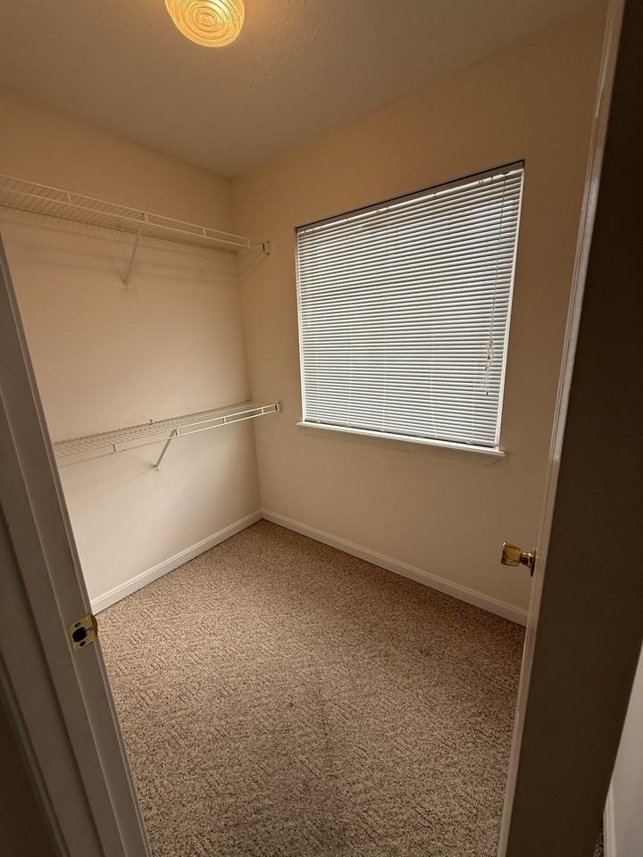 132 Ash Ct #1 - Photo 4 of 5