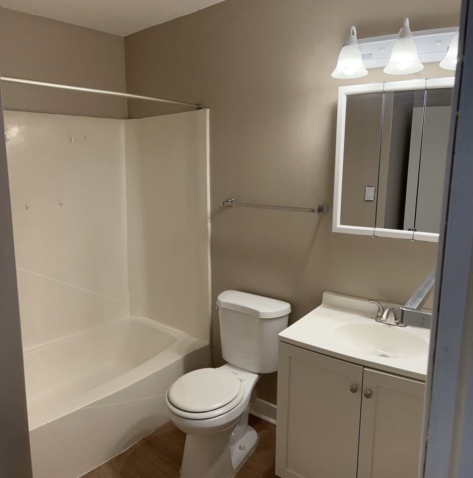 215 Highway St #30 - Photo 5 of 7