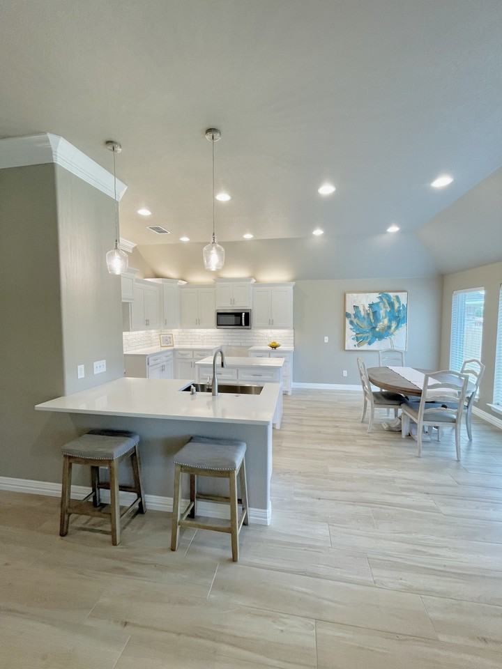 5005 Cy Young Dr #1 - Photo 4 of 7