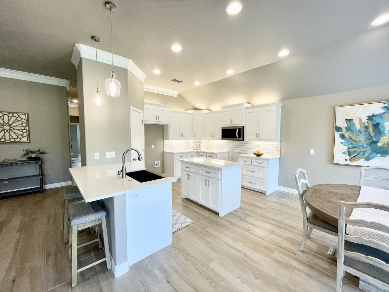 5005 Cy Young Dr #1 - Photo 5 of 7