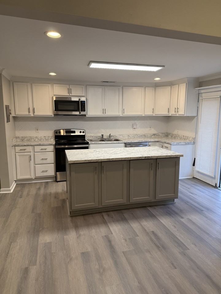 401 1st Avenue North - 401 1st Ave N - Photo 7 of 21