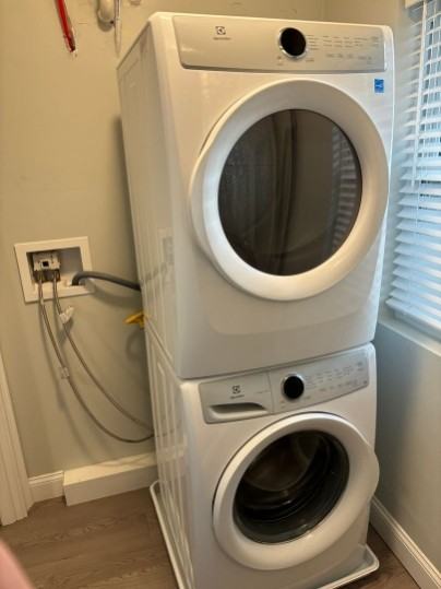 194-194A Maverick Street194-194A Maverick Street - 2 #2 - Photo 2 of 13