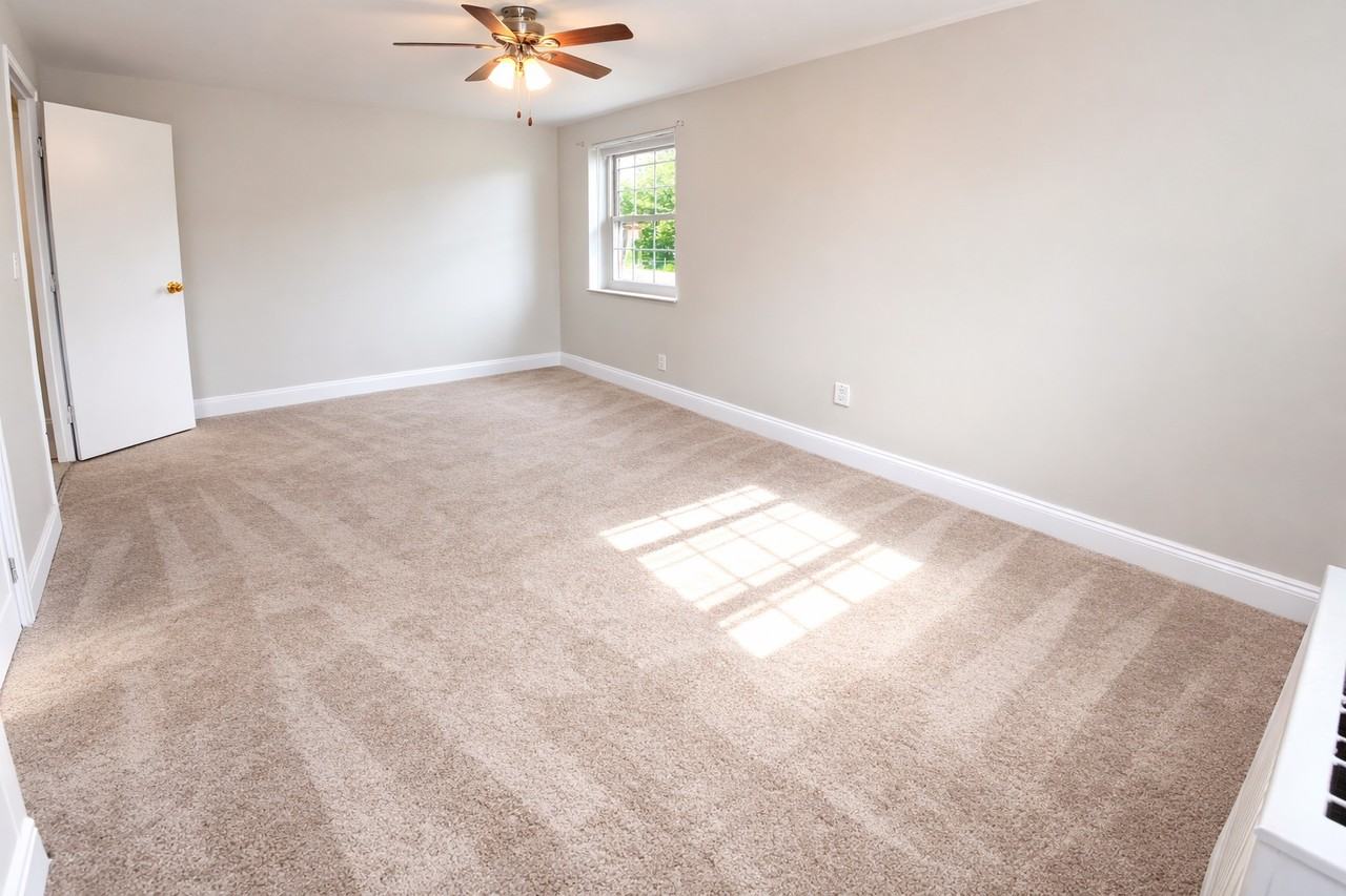 6015 FIFTH AVENUEAPT C-8 #C08 - Photo 5 of 10