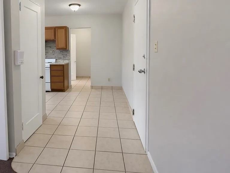 137 NORTH CRAIG STREETAPT 7 #T07 - Photo 4 of 10