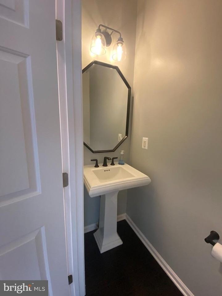 12502 Royal Crown Dr #1 - Photo 5 of 18