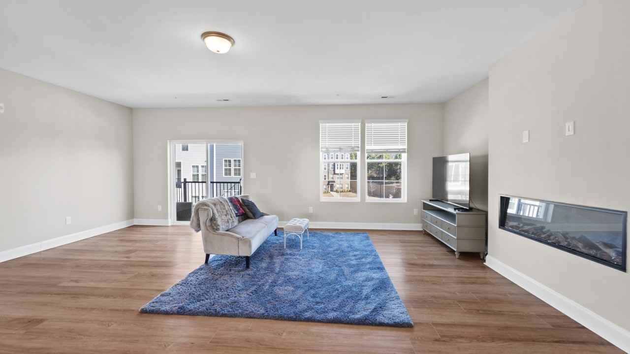 11054 Ligon Mill Rd #200 - Photo 6 of 21