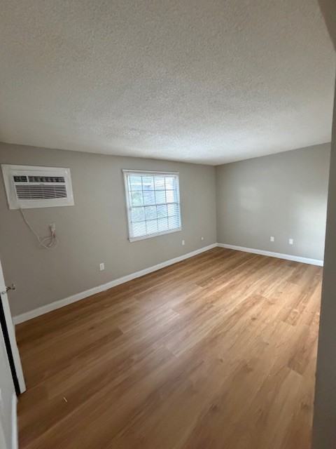 1409 Catherine StreetUnit 1 #1 - Photo 4 of 6