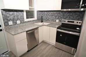 2544 Druid Hill Ave - Photo 2 of 11