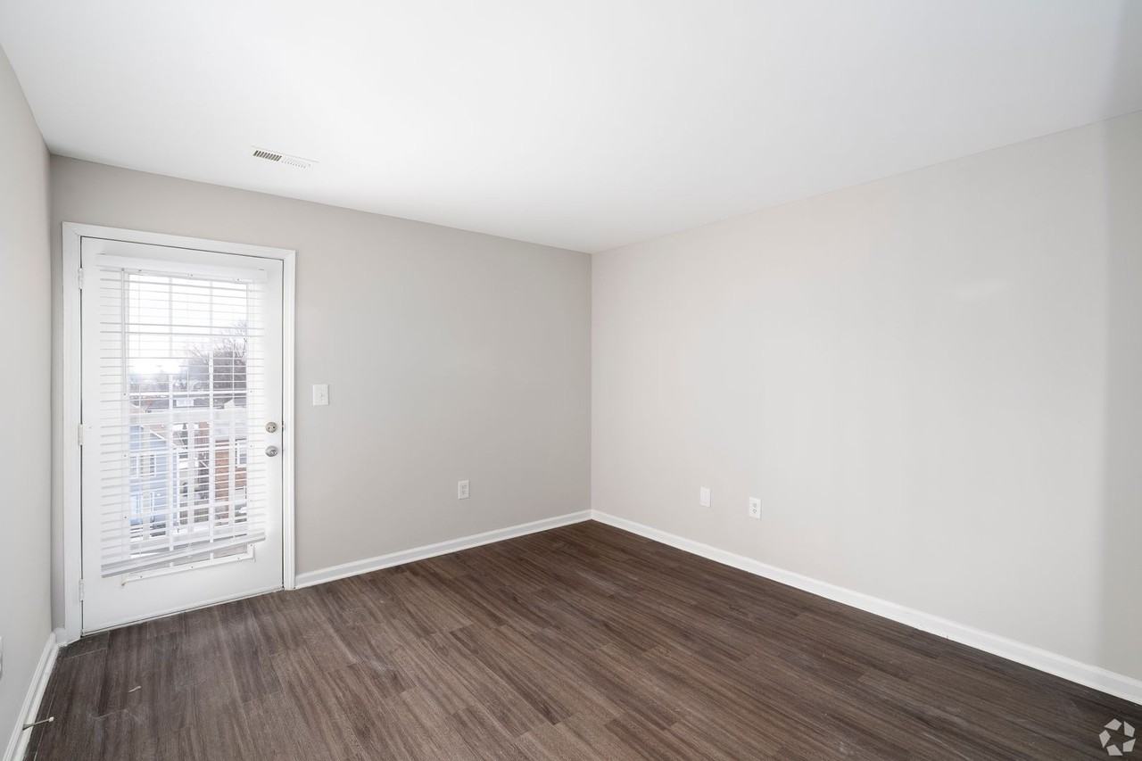 The Gardens at Manchester - Photo 5 of 46