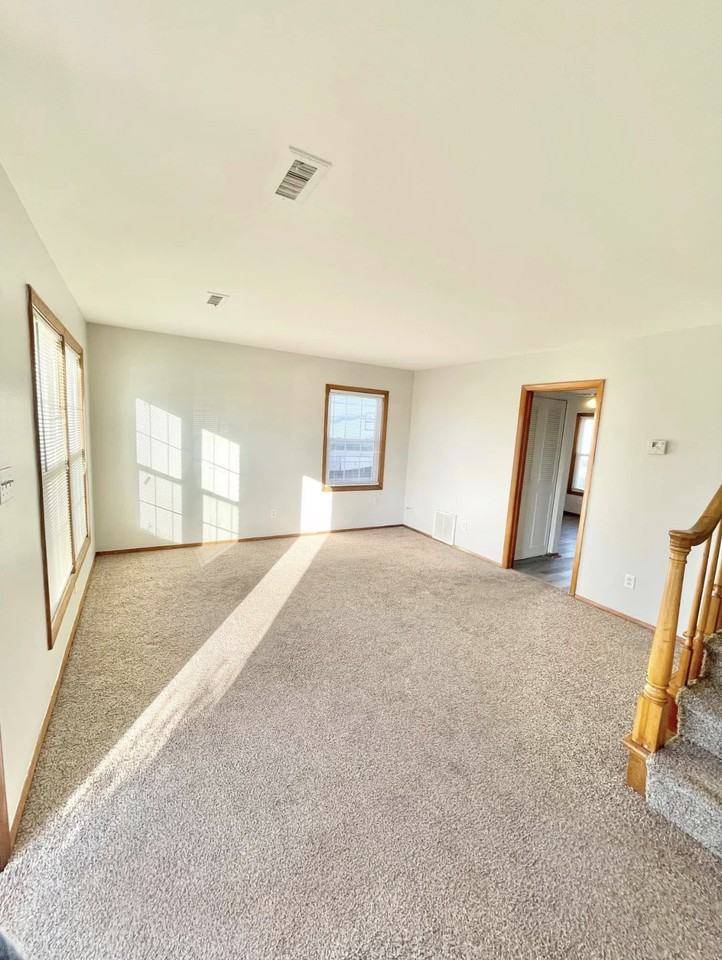 Lewis Lane Townhomes - 2901 #2901 - Photo 3 of 12