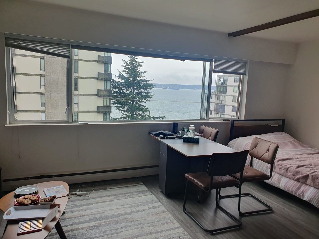 Seaside Towers - Photo 5 of 12