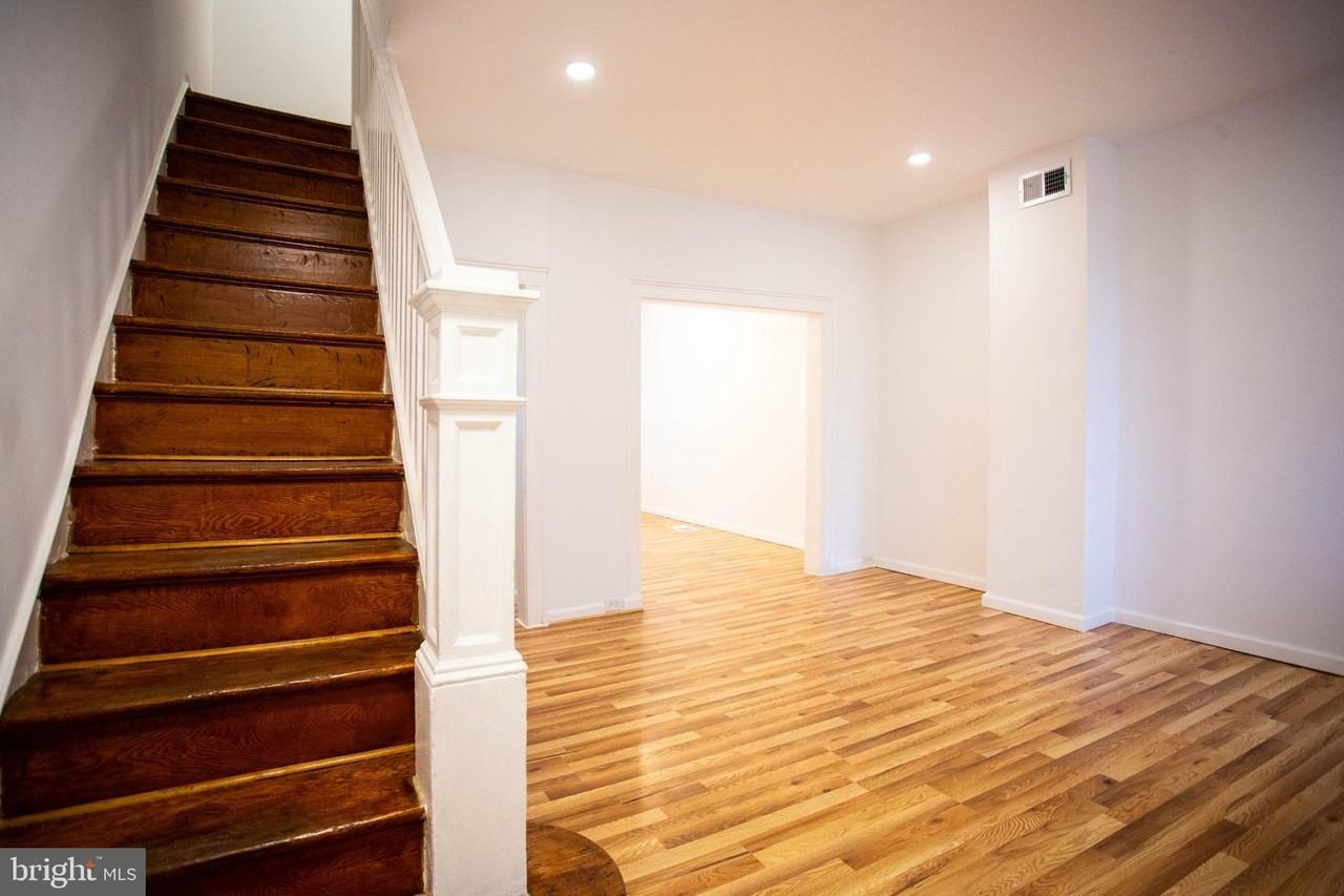 3702 Hayward Ave - Photo 2 of 18