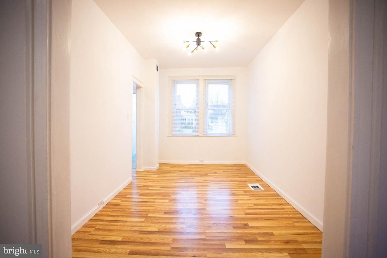 3702 Hayward Ave - Photo 5 of 18