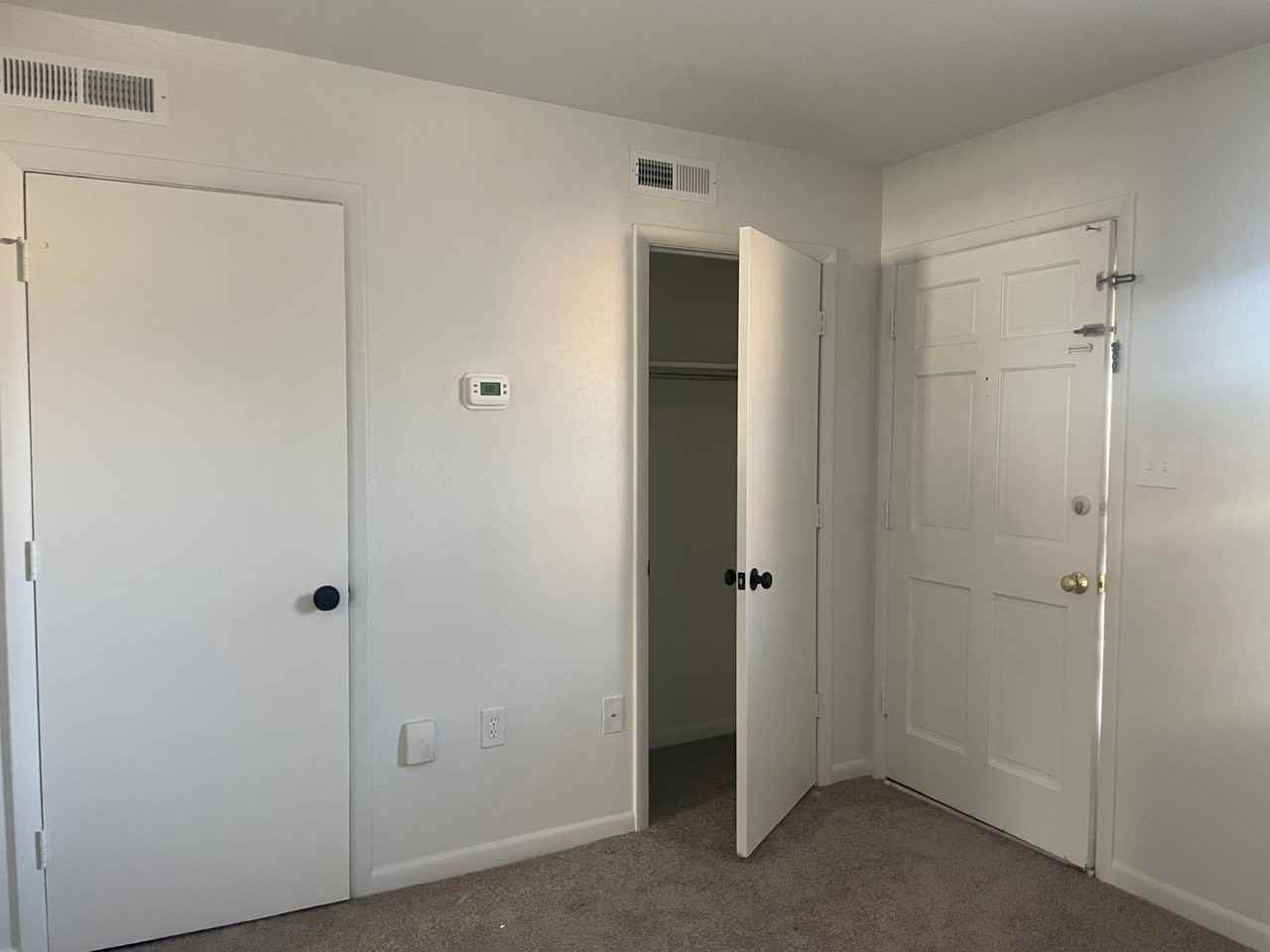 500 Poage Lane - Photo 3 of 30