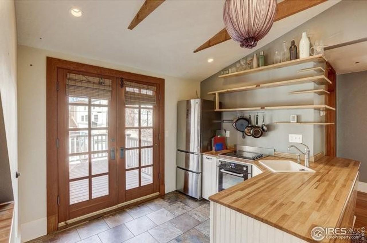 719 Remington St - Photo 4 of 50