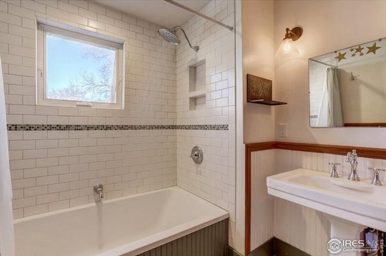 719 Remington St - Photo 7 of 50