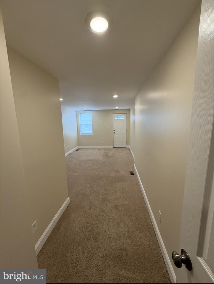 1422 Richardson St - Photo 6 of 15