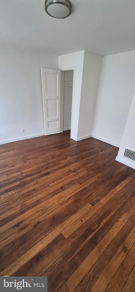 511 Seagull Ave - Photo 3 of 19