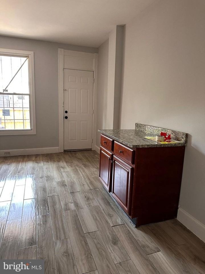 2940 E Fayette St - Photo 6 of 17