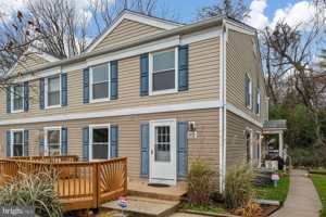 featured image of 90 Ridgelawn Rd Unit A #A