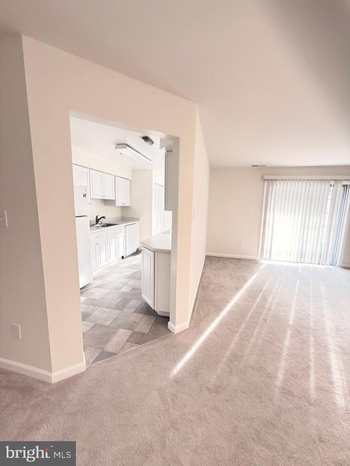 37 Wickham Ct Unit 37 #37 - Photo 7 of 28