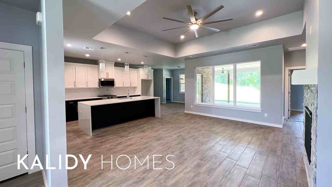 17611 Natalie Ct #1 - Photo 6 of 37