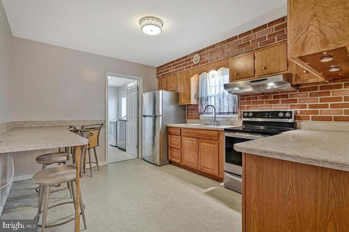 6015 Cracklingtown Rd - Photo 5 of 17