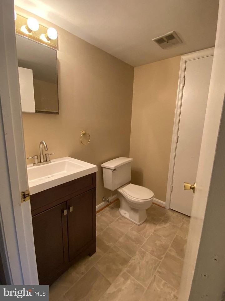 4435 Eagle Ct - Photo 6 of 23