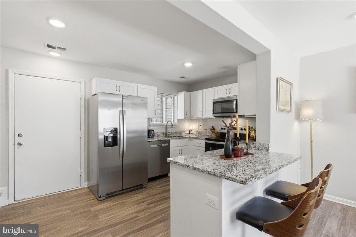 3053 Heathcote Rd - Photo 7 of 23