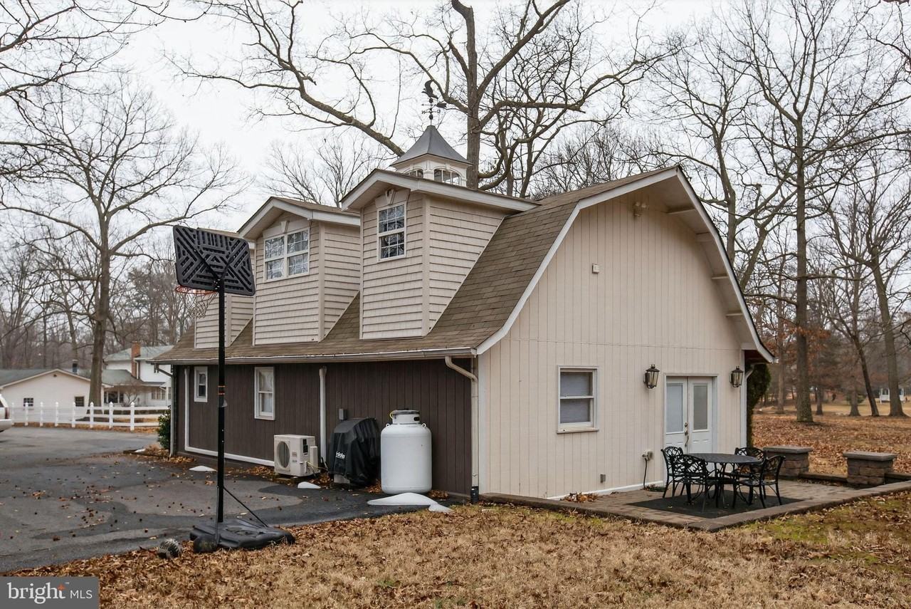 6605 Ellenwood Dr - Photo 6 of 30