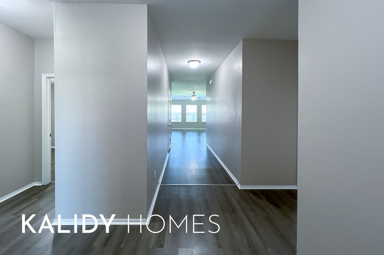 2928 Cider Mill Ln #1 - Photo 5 of 35