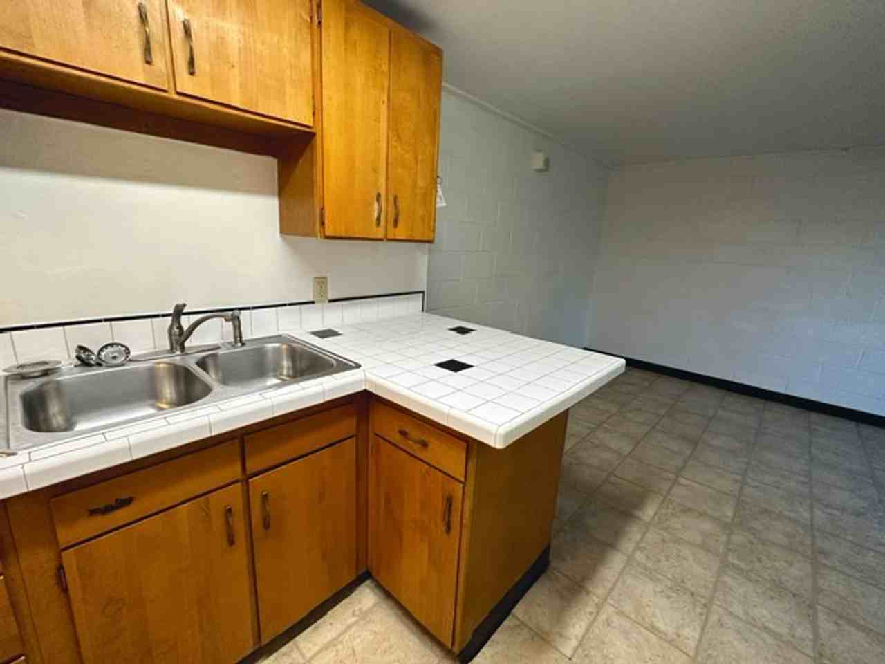 Tall Timbers @ 2204 W Northern Lights Blvd - Photo 3 of 50