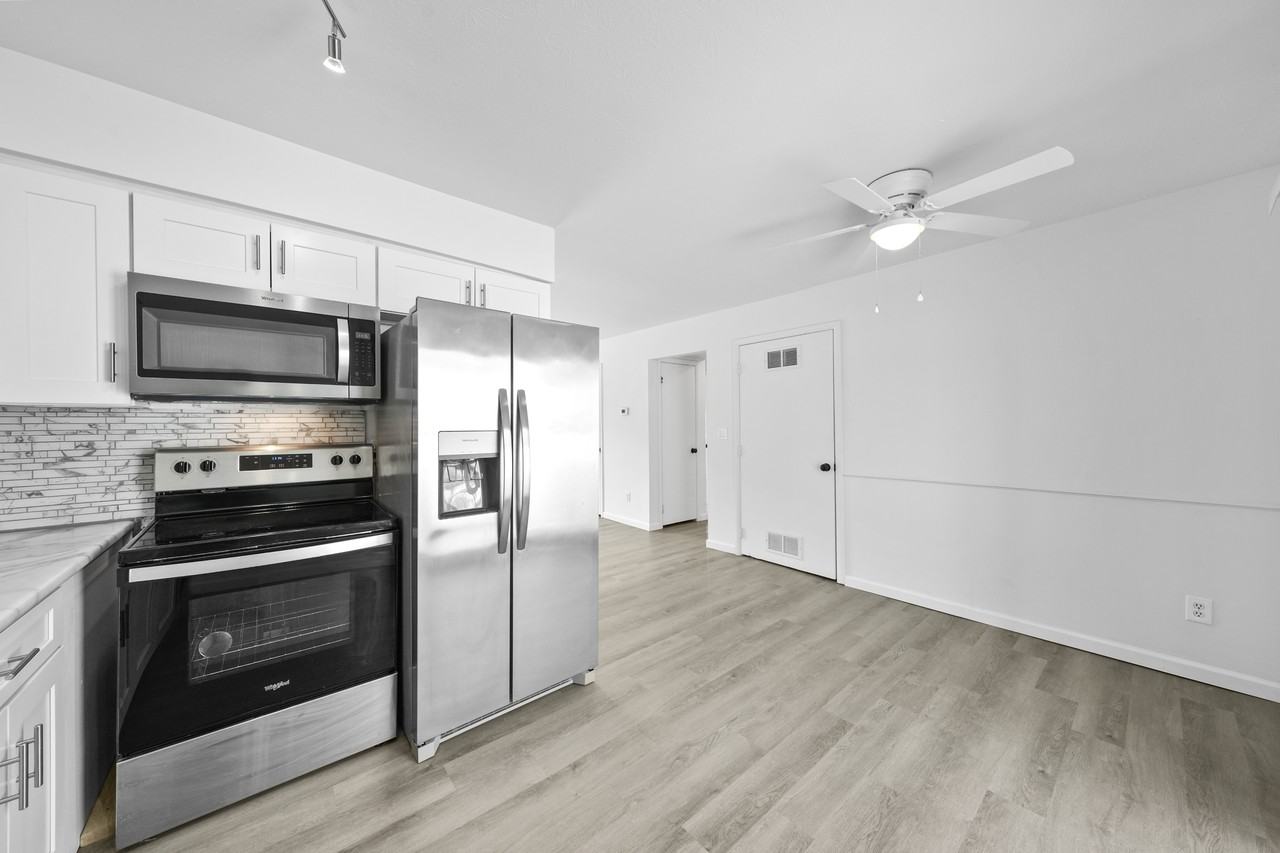 4705 Fishcreek Rd #1 - Photo 2 of 33