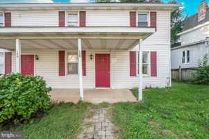 featured image of 15 W Frederick St