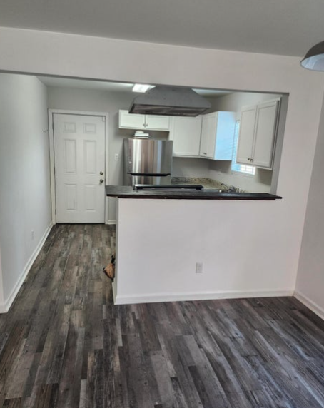 302 Randolph Dr #1 - Photo 3 of 10