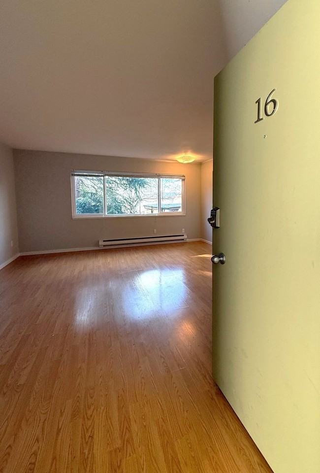 Triad Apartments - Photo 3 of 29