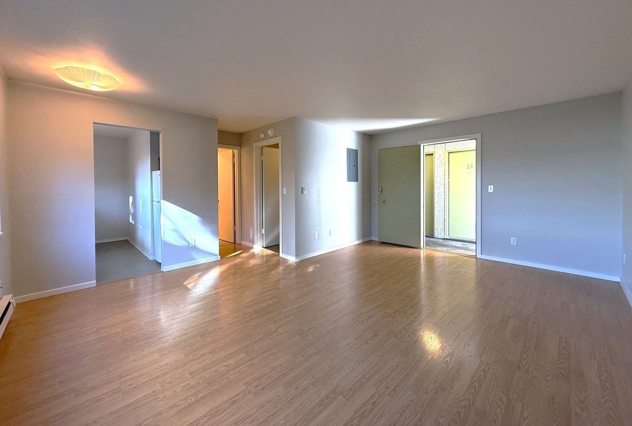 Triad Apartments - Photo 5 of 29