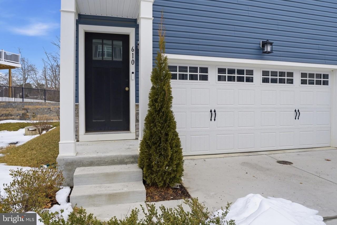 610 Snapdragon Ct - Photo 3 of 35